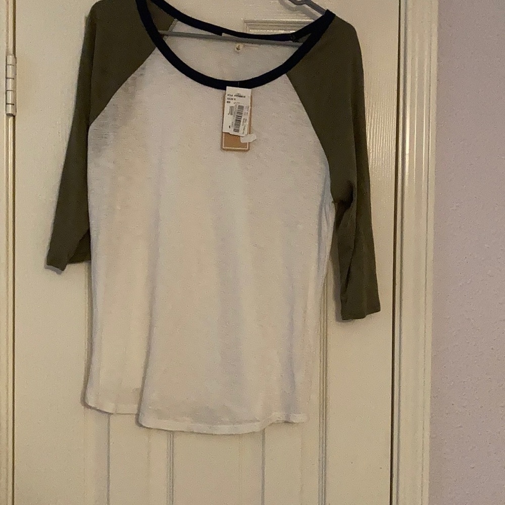 Copper Key long sleeve tee new with tags